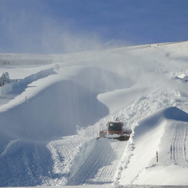 ski in pyrenees