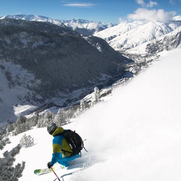 ski in pyrenees