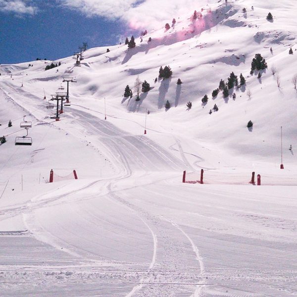 ski in pyrenees