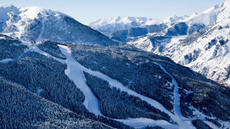 ski in pyrenees